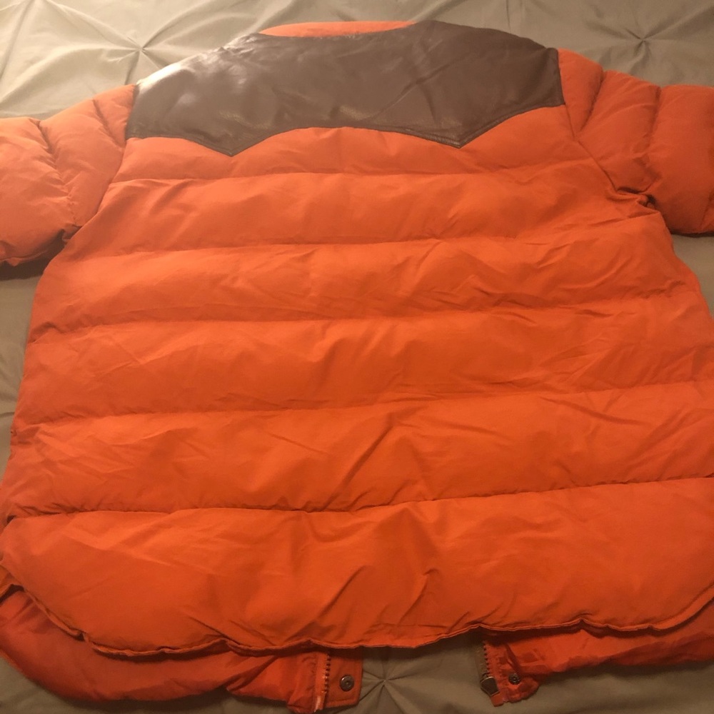 Coat - Picture 4 of 4